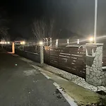Tatil Evi το πετρινο σπιτι του καστρη! με θεα τα μετεωρα