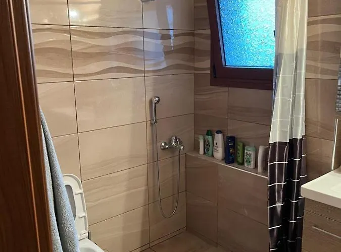 το πετρινο σπιτι του καστρη! με θεα τα μετεωρα Σπίτι διακοπών *