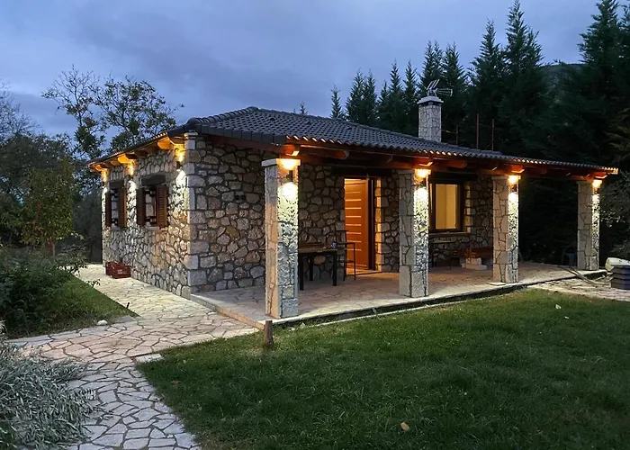 το πετρινο σπιτι του καστρη! με θεα τα μετεωρα 度假居 卡兰巴卡