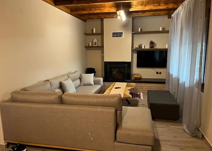 το πετρινο σπιτι του καστρη! με θεα τα μετεωρα Σπίτι διακοπών *